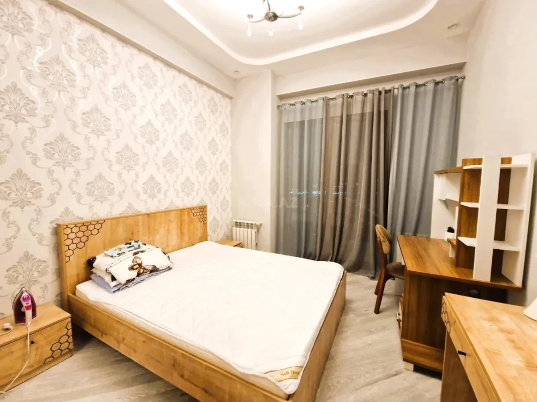 Kirayə verilir 2 otaqlı mənzil 72 m²