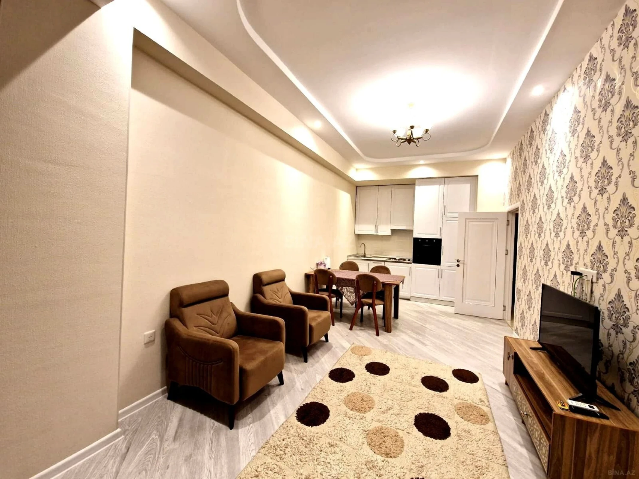 Kirayə verilir 2 otaqlı mənzil 72 m²