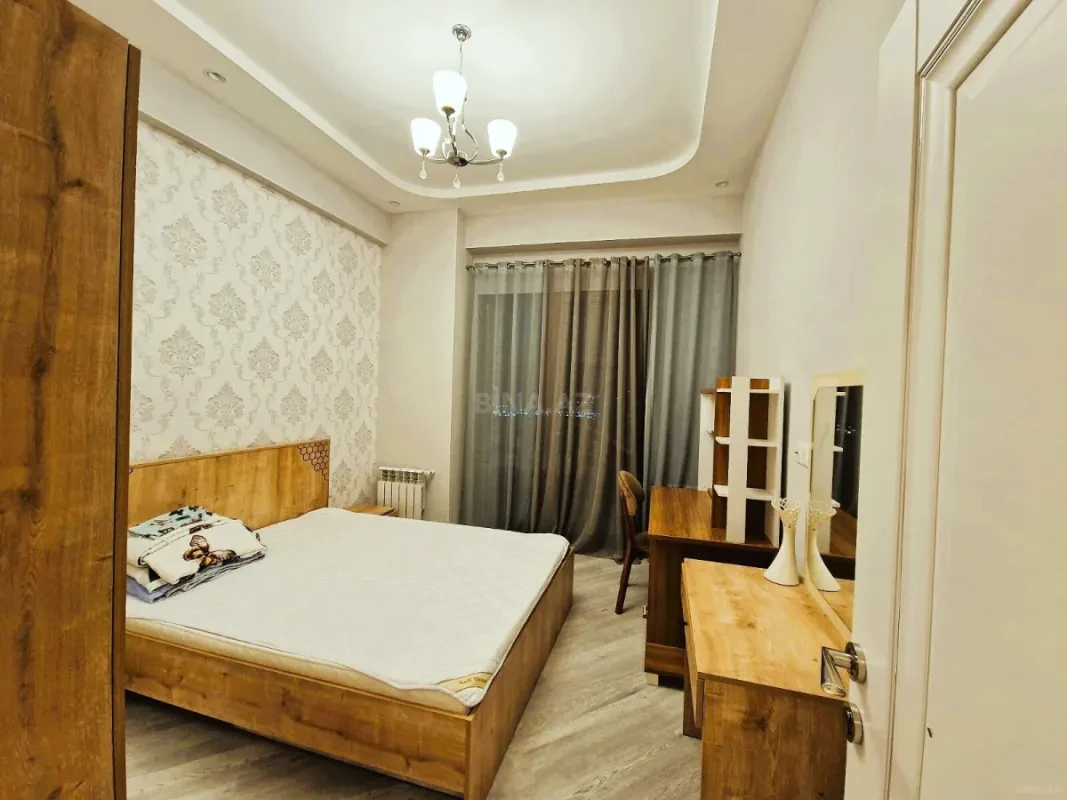 Kirayə verilir 2 otaqlı mənzil 72 m²