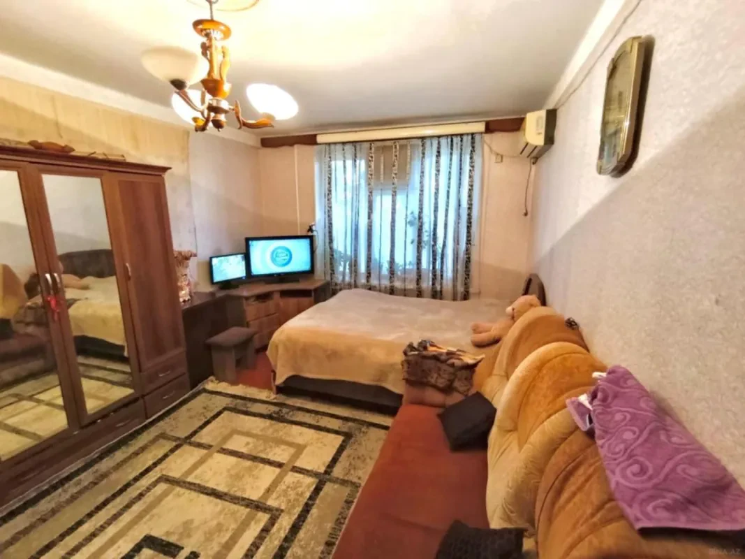 Satılır 1 otaqlı mənzil 40 m²