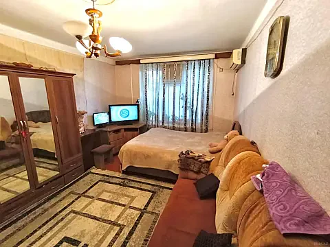 Satılır 1 otaqlı mənzil 40 m²