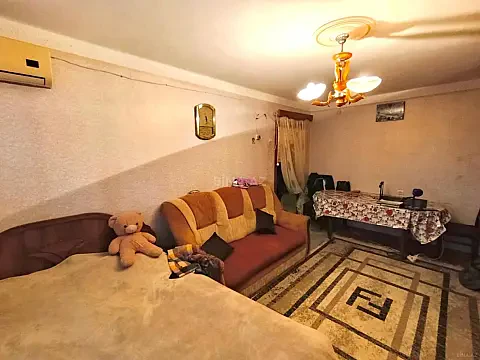 Satılır 1 otaqlı mənzil 40 m²