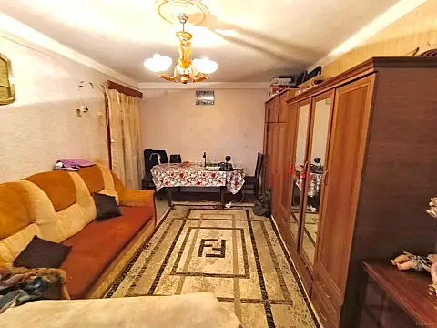 Satılır 1 otaqlı mənzil 40 m²
