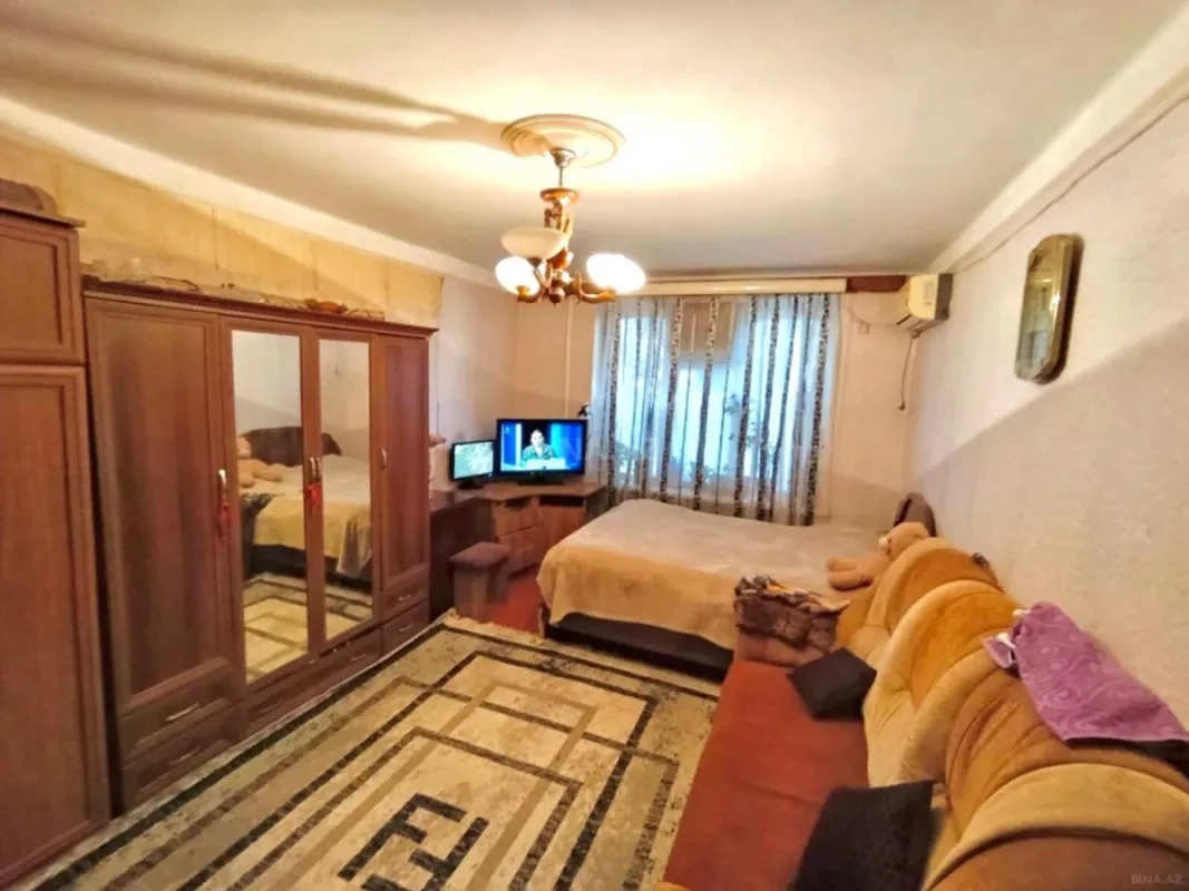 Satılır 1 otaqlı mənzil 40 m²