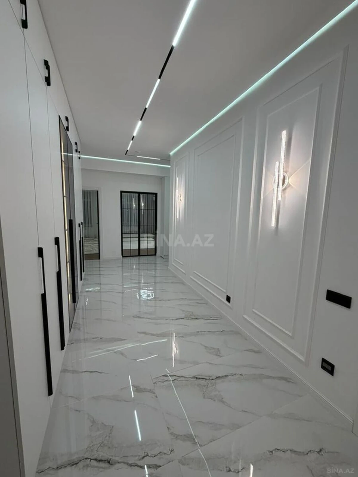 Kirayə verilir 2 otaqlı mənzil 110 m²