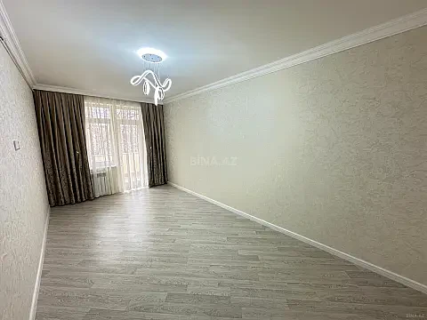 Satılır 4 otaqlı mənzil 110 m²