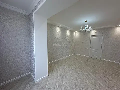 Satılır 4 otaqlı mənzil 110 m²