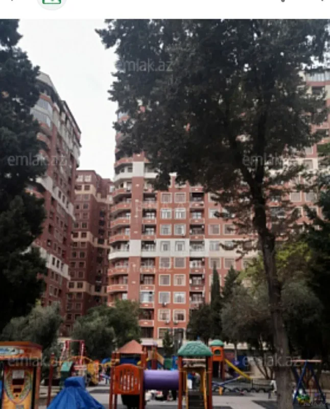 Satılır 3 otaqlı mənzil 178 m²