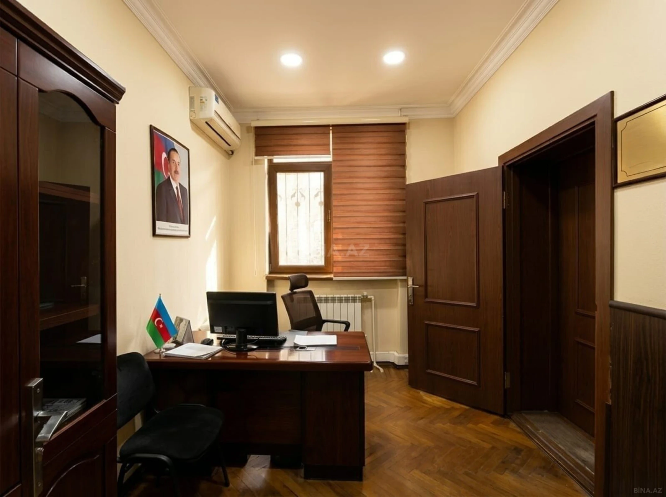 Kirayə verilir 20 otaqlı ofis 630 m²