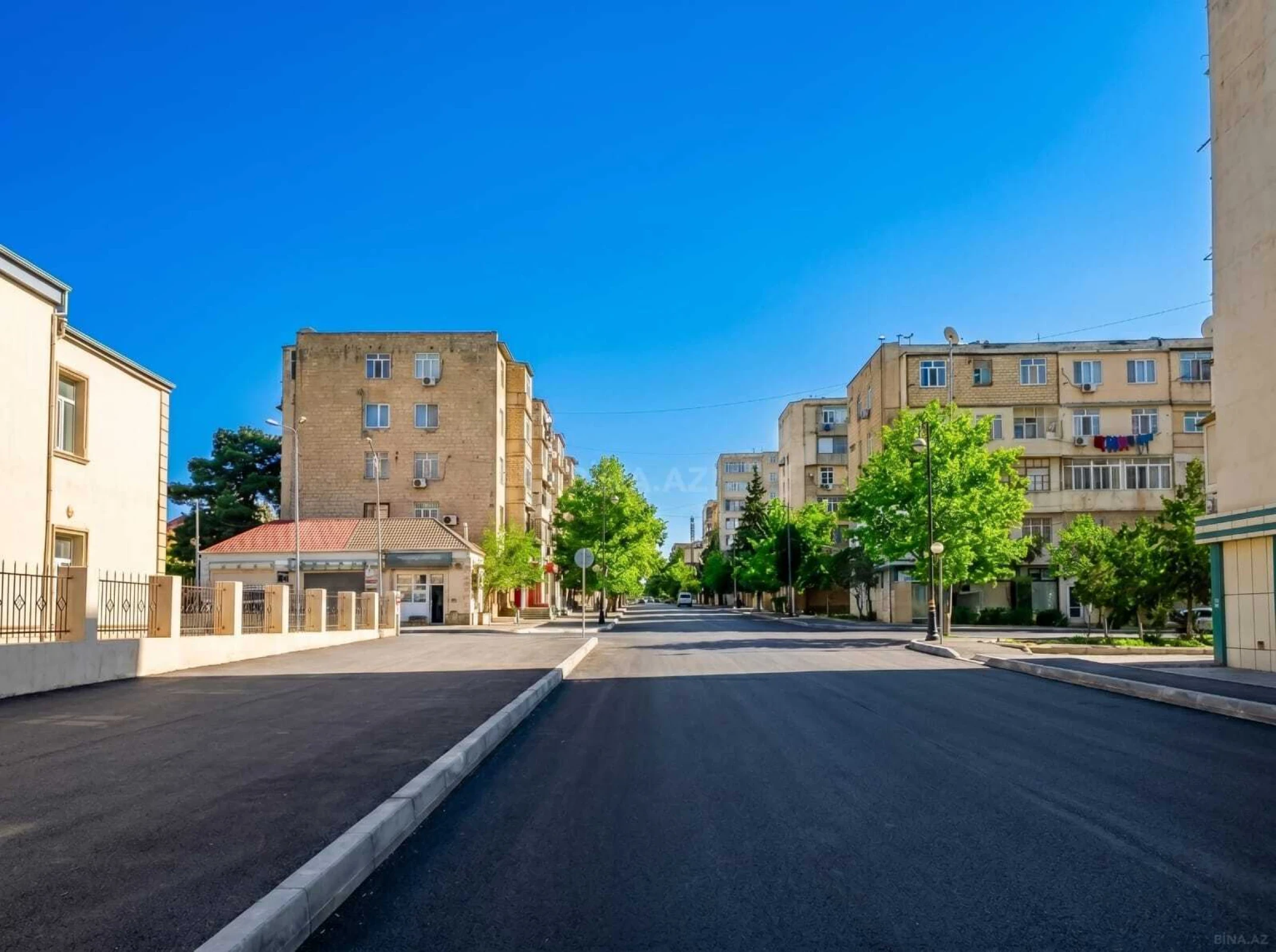 Kirayə verilir 20 otaqlı ofis 630 m²
