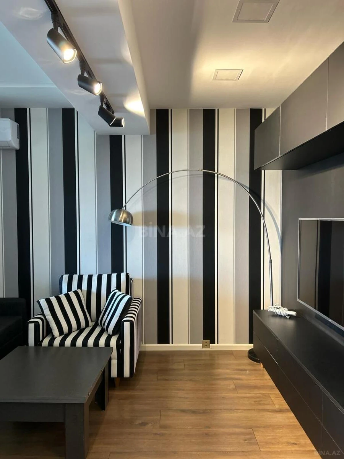 Kirayə verilir 3 otaqlı mənzil 90 m²