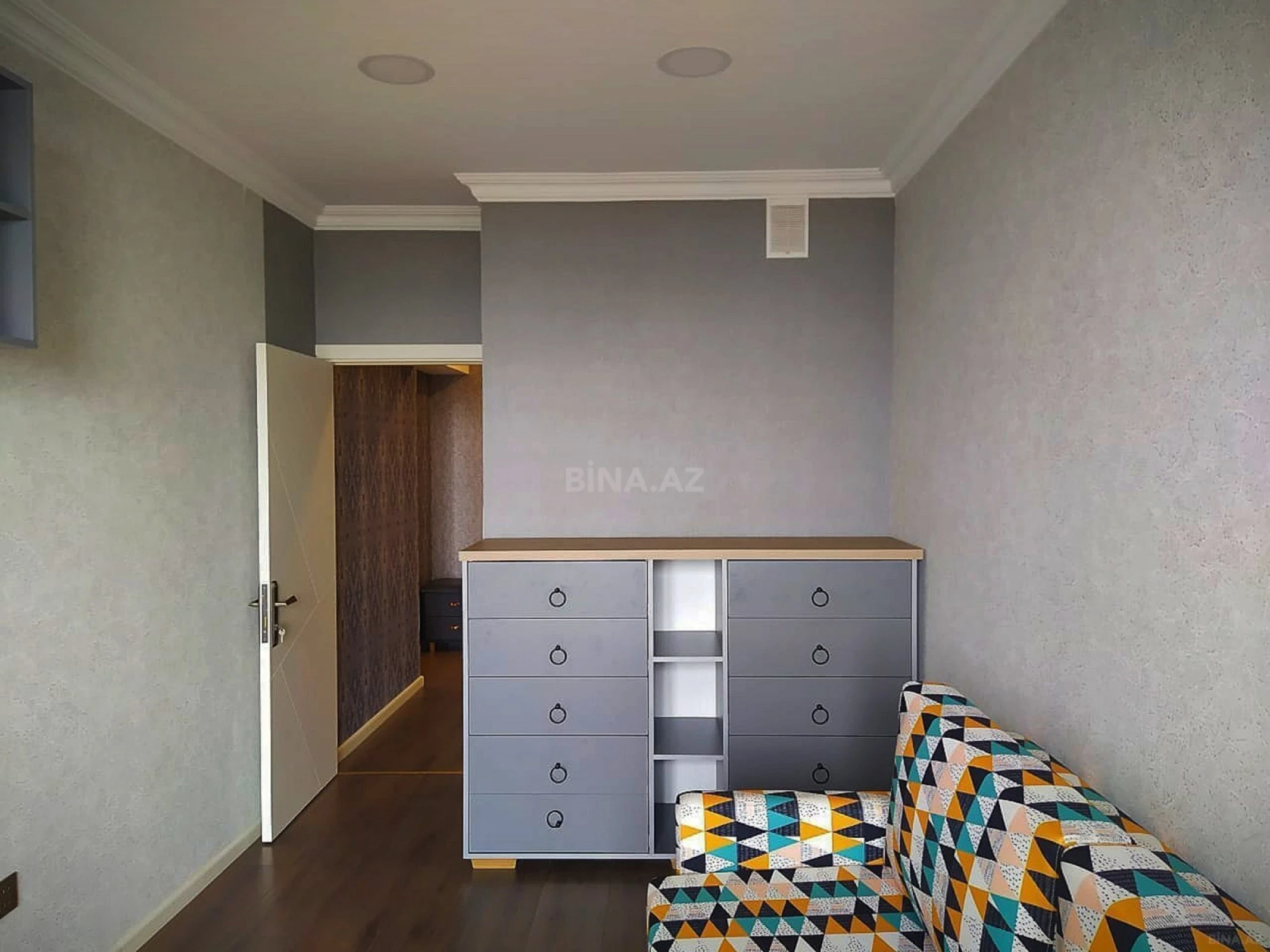 Kirayə verilir 3 otaqlı mənzil 90 m²
