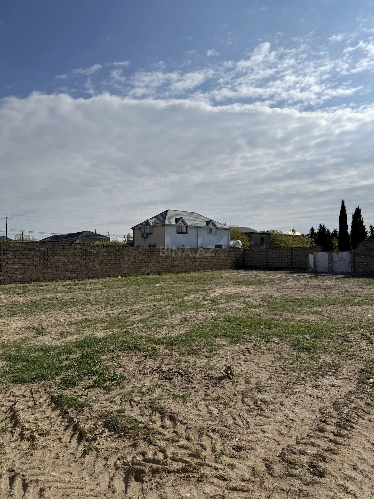 Satılır torpaq sahəsi 12 m²