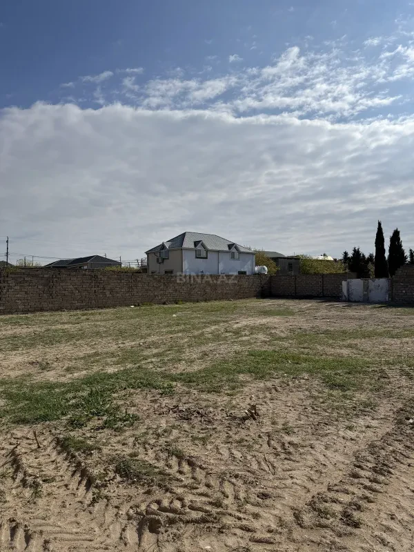 Satılır torpaq sahəsi 12 m²