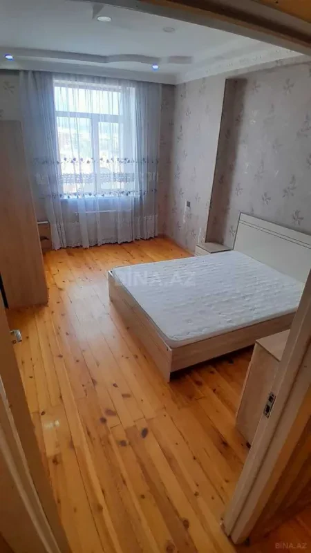 Kirayə verilir 2 otaqlı mənzil 55 m²