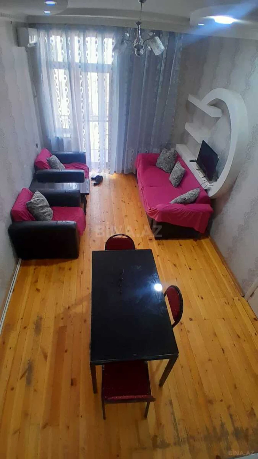 Kirayə verilir 2 otaqlı mənzil 55 m²