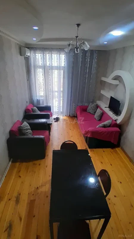 Kirayə verilir 2 otaqlı mənzil 55 m²