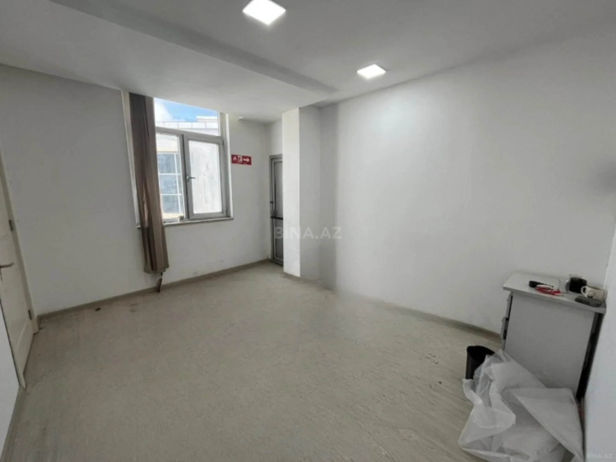 Kirayə verilir 6 otaqlı ofis 230 m²