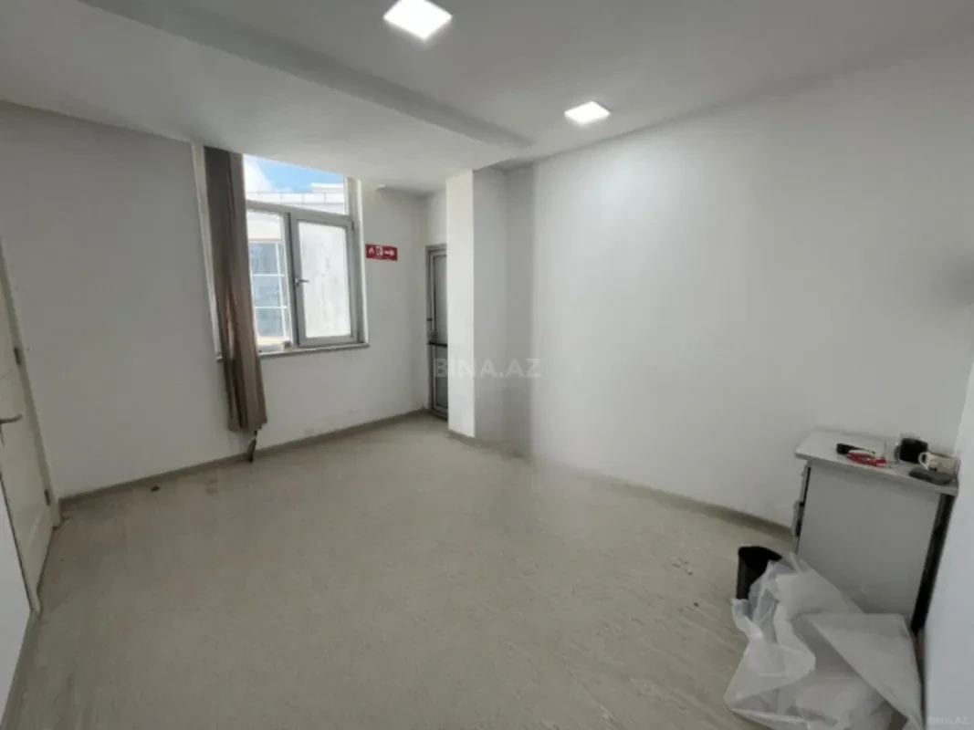 Kirayə verilir 6 otaqlı ofis 230 m²