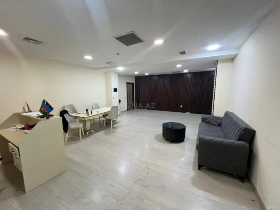 Kirayə verilir 6 otaqlı ofis 230 m²