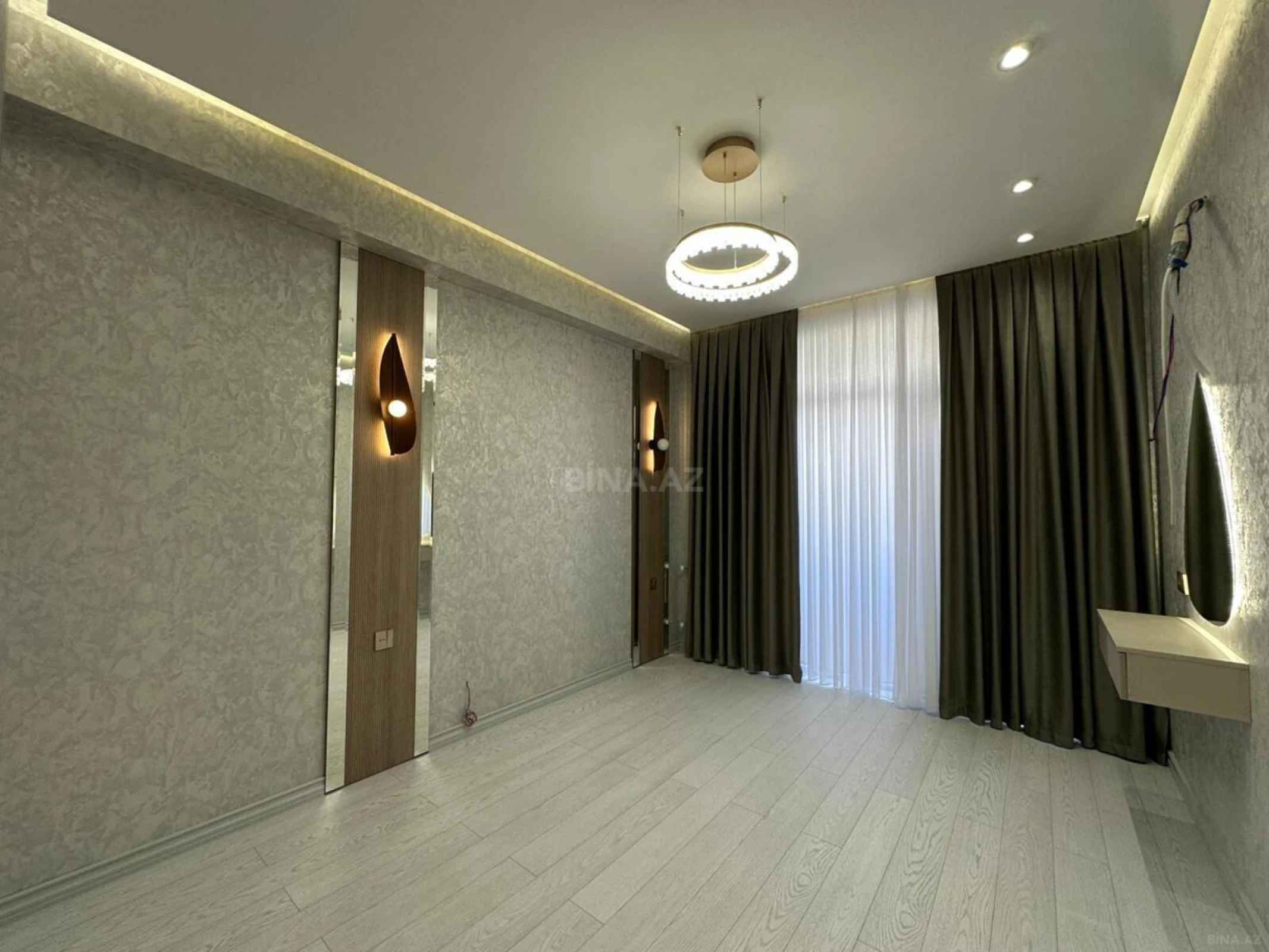Satılır 2 otaqlı mənzil 55 m²