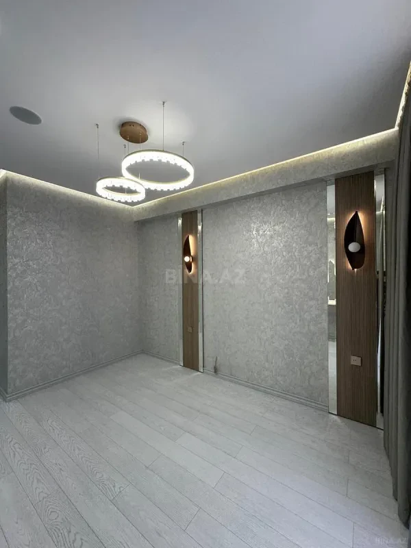 Satılır 2 otaqlı mənzil 55 m²