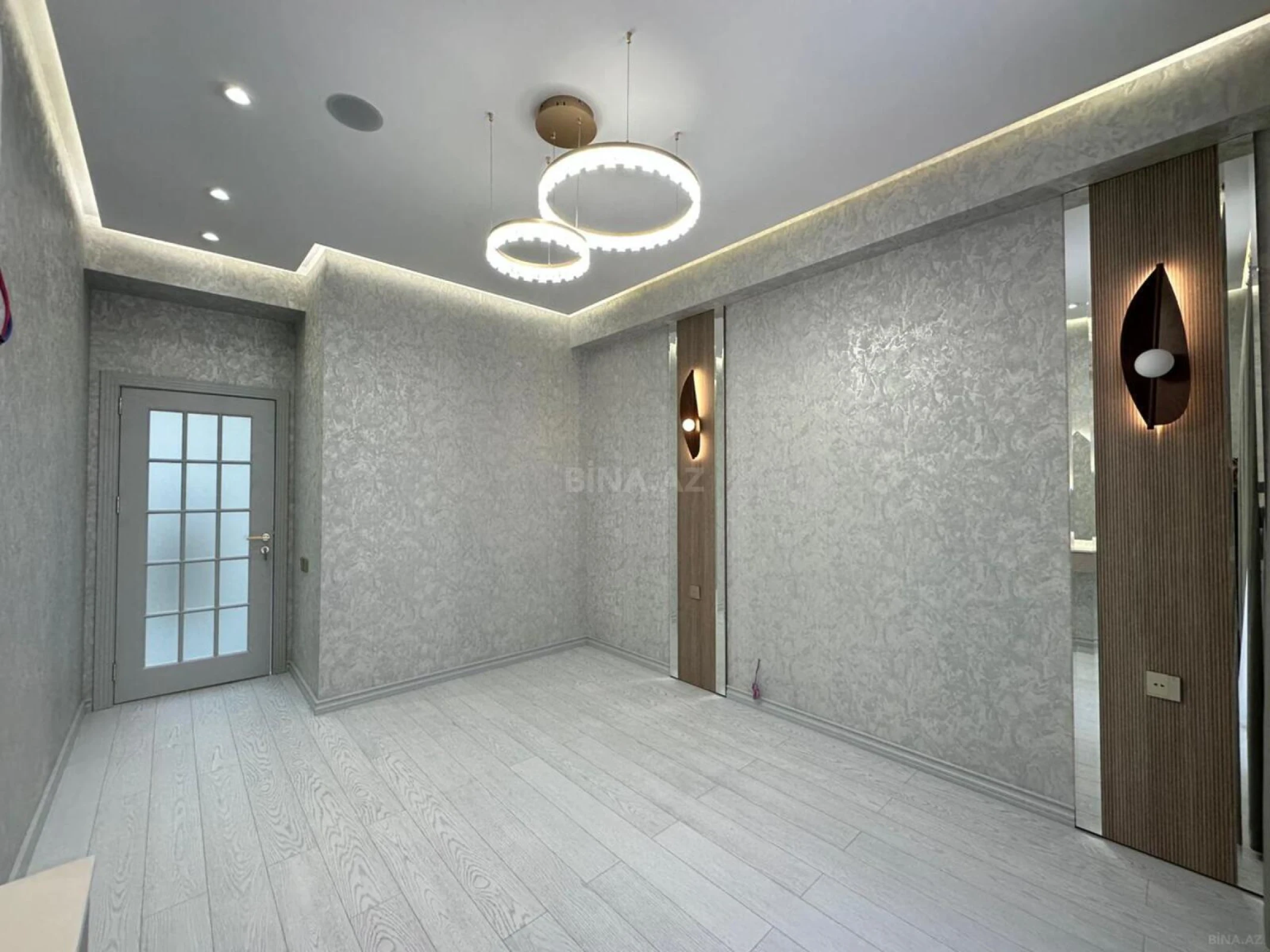 Satılır 2 otaqlı mənzil 55 m²