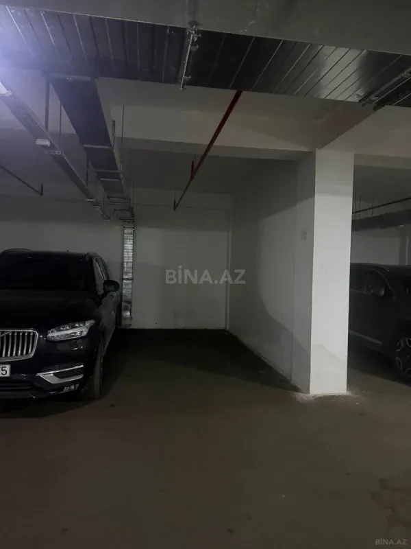 Kirayə verilir 3 otaqlı mənzil 172 m²