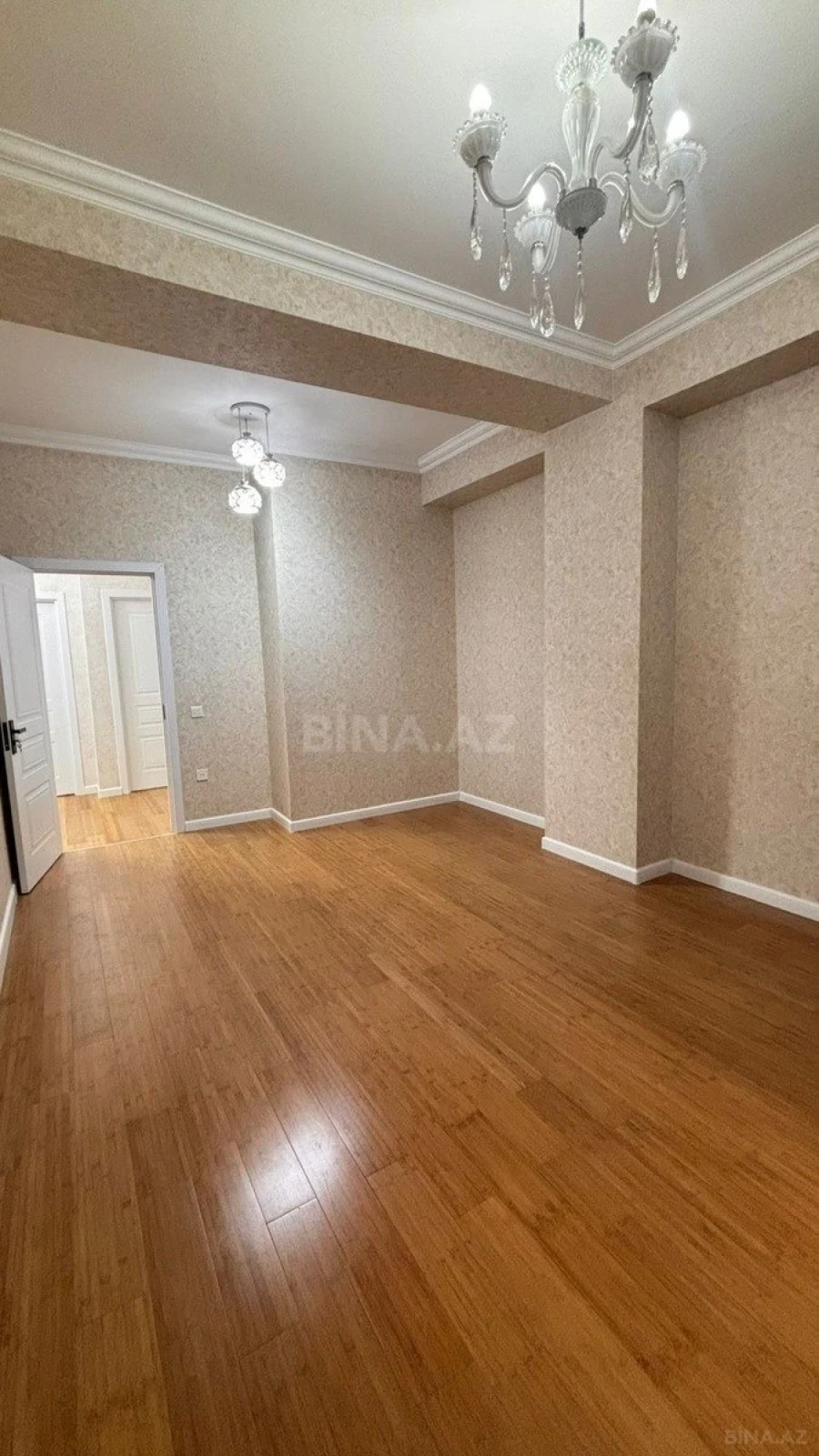 Satılır 2 otaqlı mənzil 75 m²