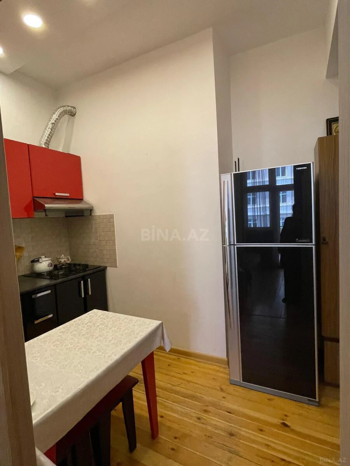 Kirayə verilir 2 otaqlı mənzil 65 m²