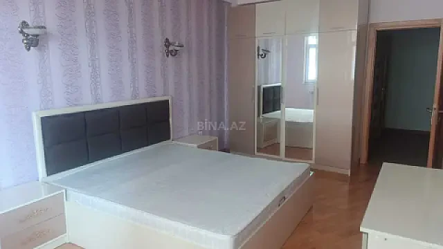 Satılır 2 otaqlı mənzil 91 m²