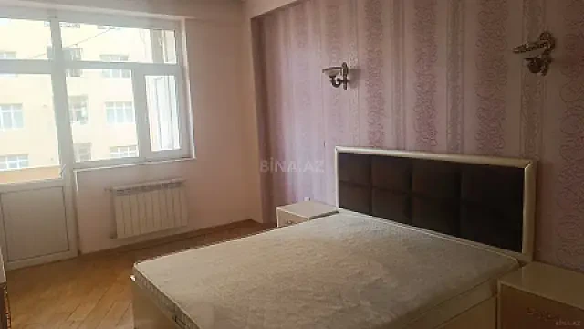 Satılır 2 otaqlı mənzil 91 m²