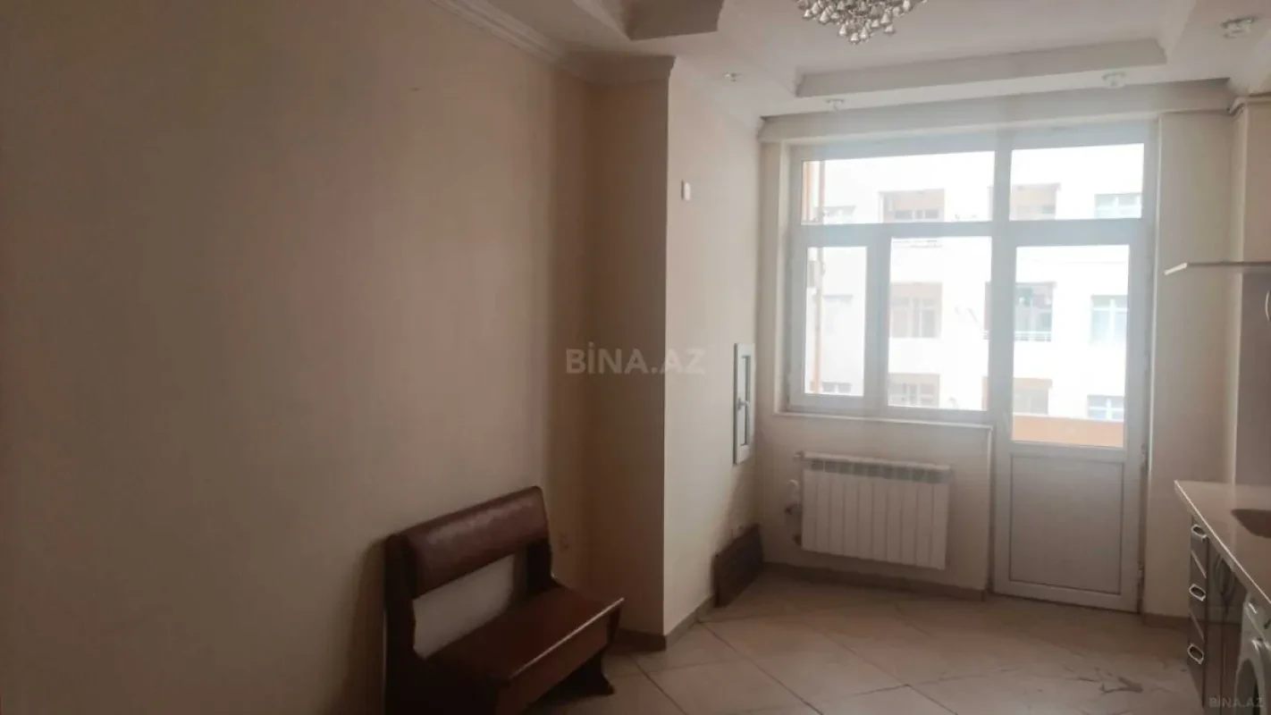 Satılır 2 otaqlı mənzil 91 m²