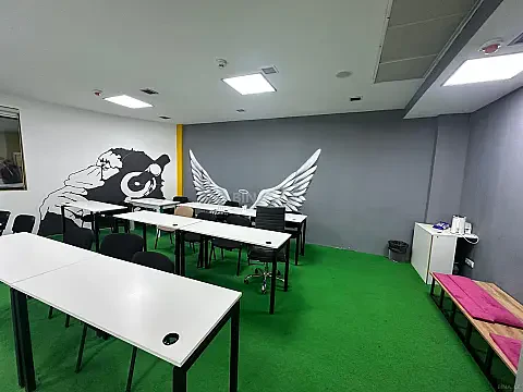Kirayə verilir 8 otaqlı ofis 250 m²