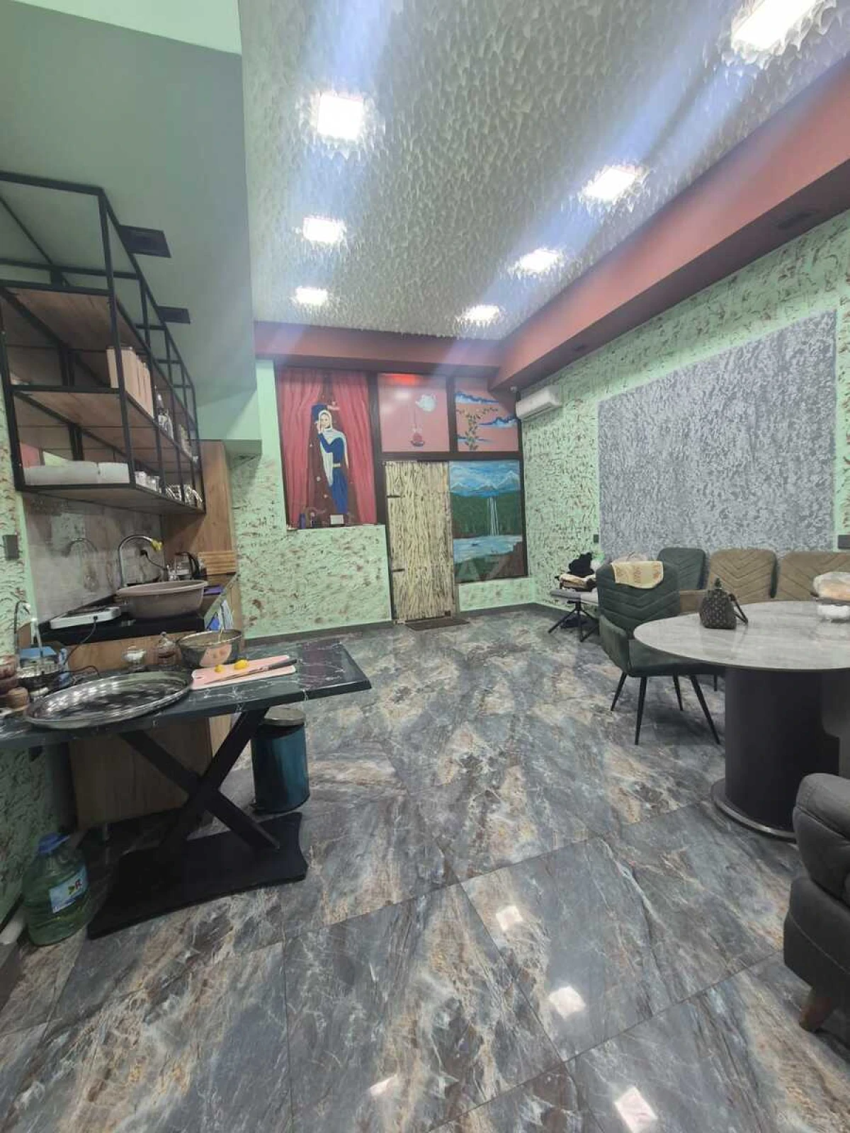 Satılır obyekt 125 m²