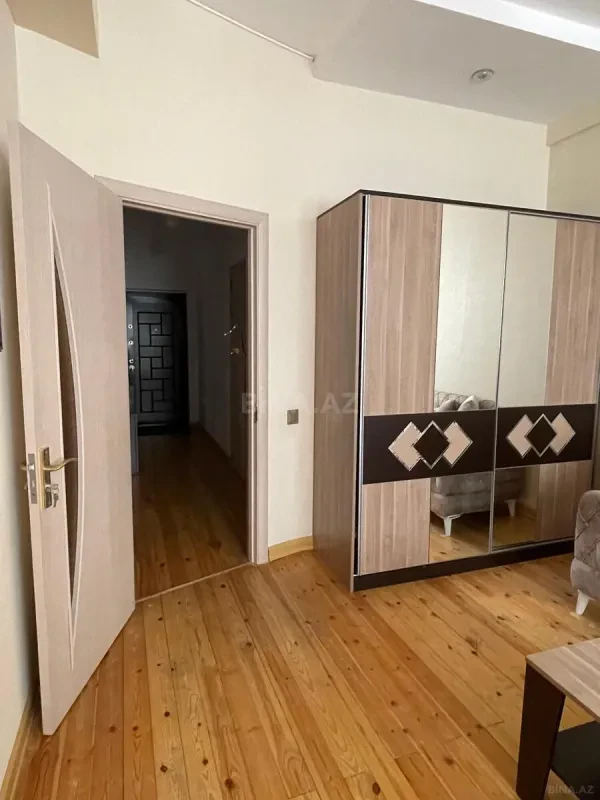 Kirayə verilir 2 otaqlı mənzil 55 m²