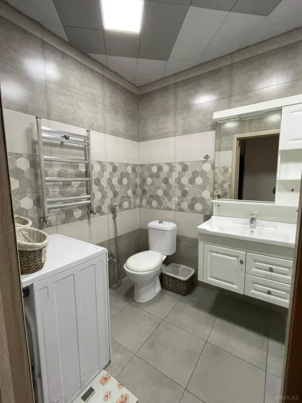 Kirayə verilir 2 otaqlı mənzil 55 m²