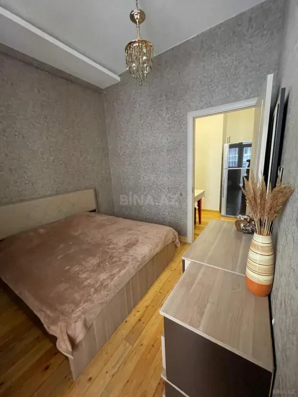 Kirayə verilir 2 otaqlı mənzil 55 m²