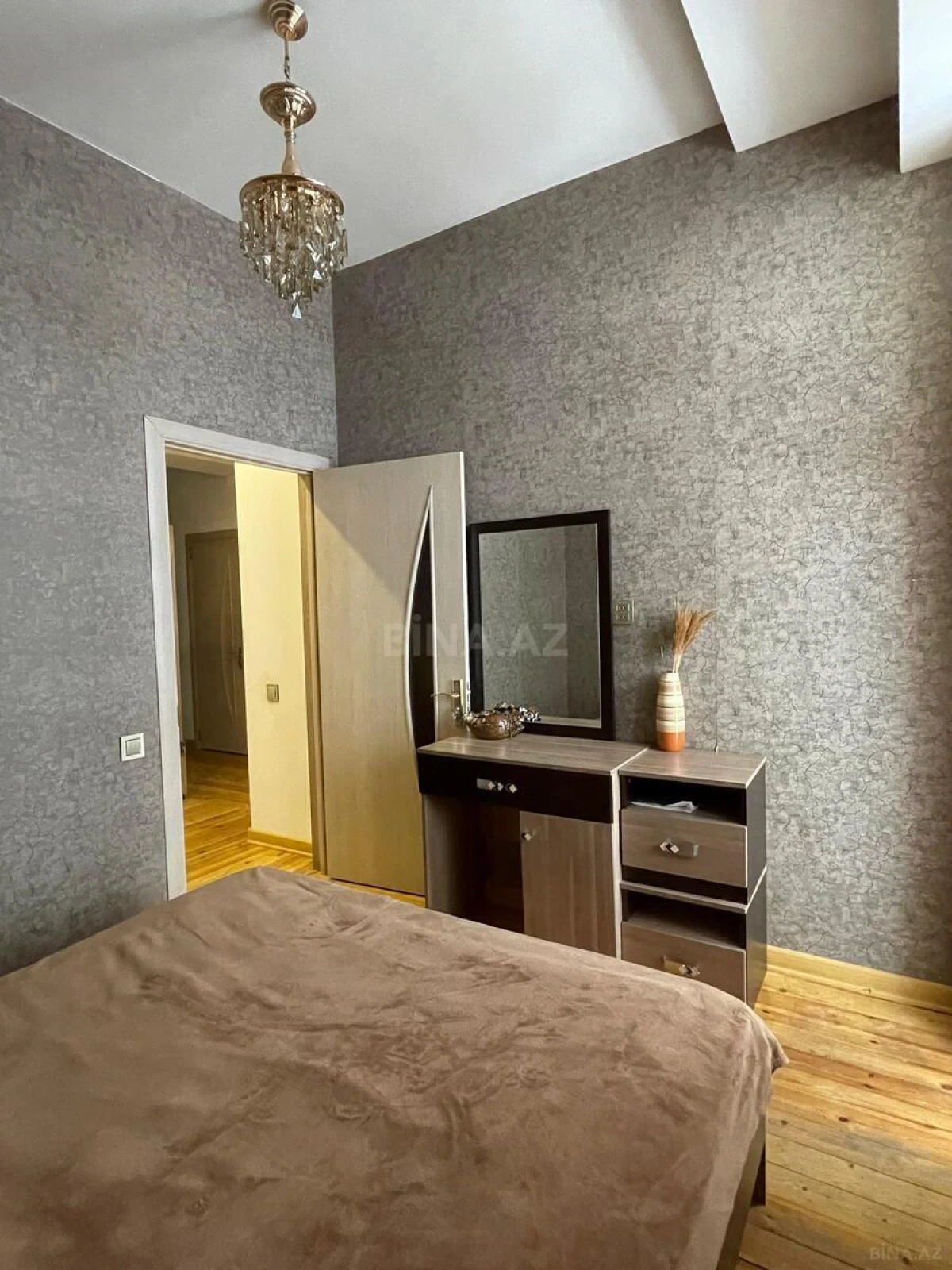 Kirayə verilir 2 otaqlı mənzil 55 m²