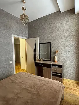 Kirayə verilir 2 otaqlı mənzil 55 m²