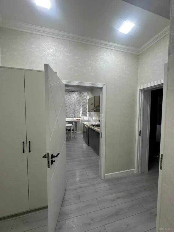 Kirayə verilir 3 otaqlı mənzil 110 m²