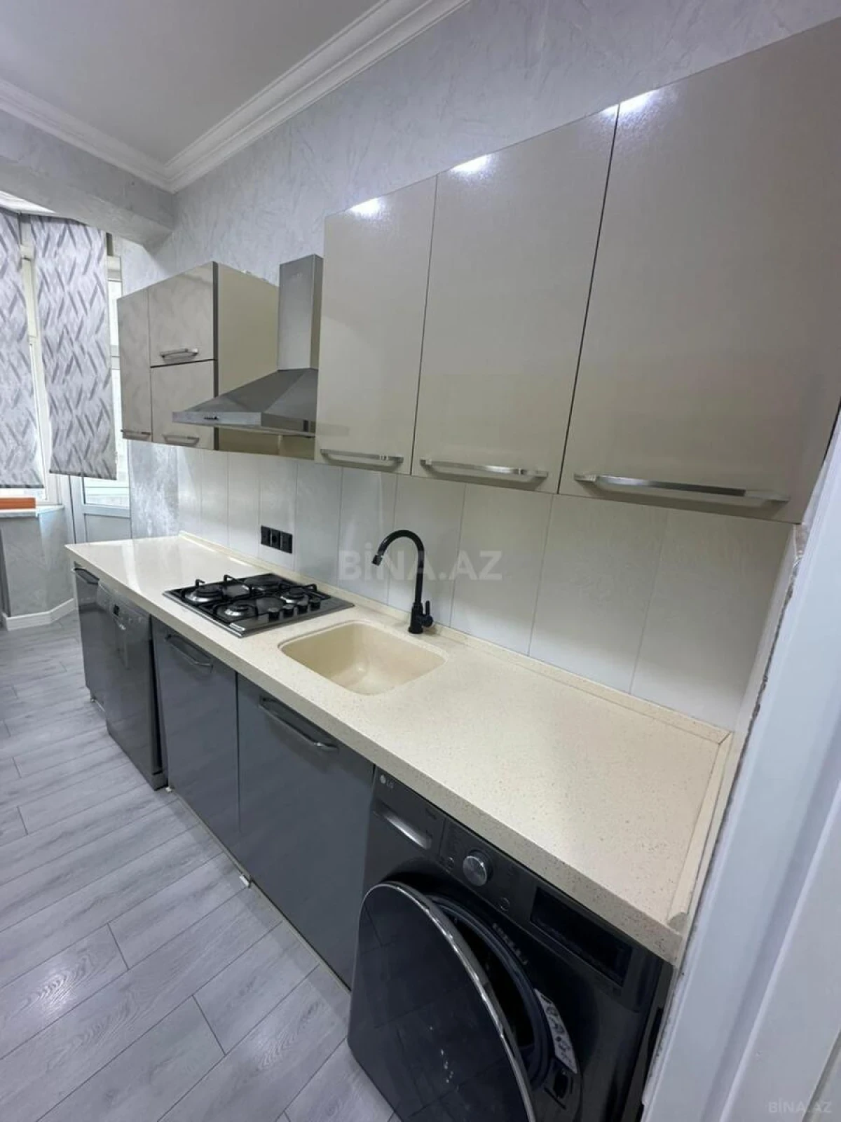 Kirayə verilir 3 otaqlı mənzil 110 m²