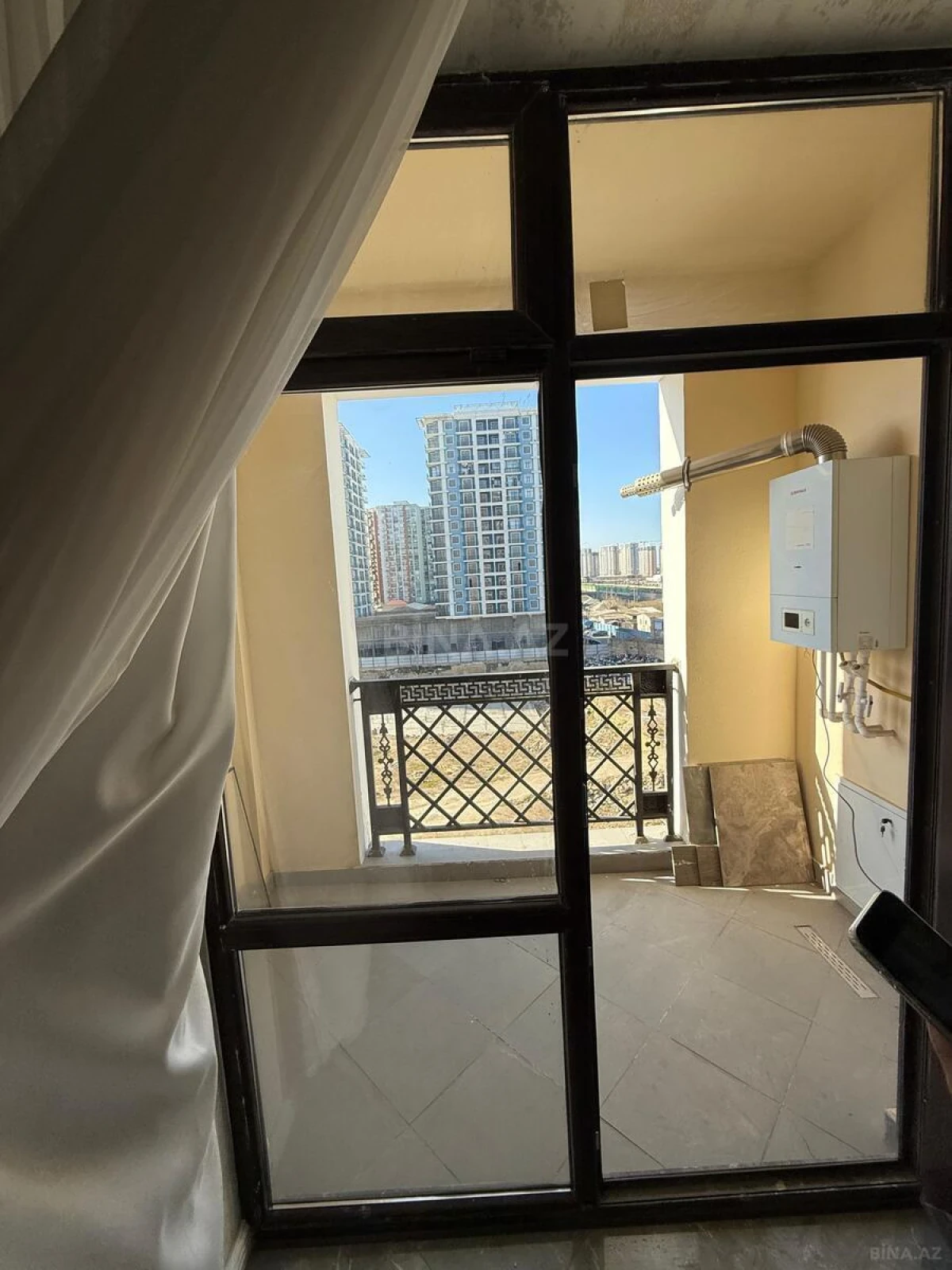 Satılır 2 otaqlı mənzil 66.3 m²