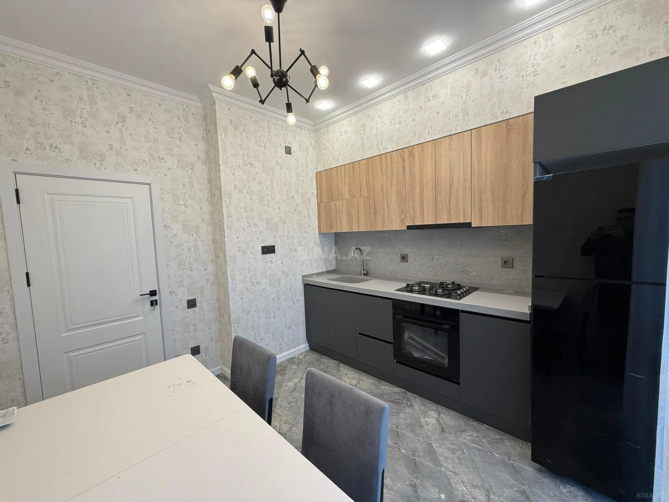 Satılır 2 otaqlı mənzil 66.3 m²