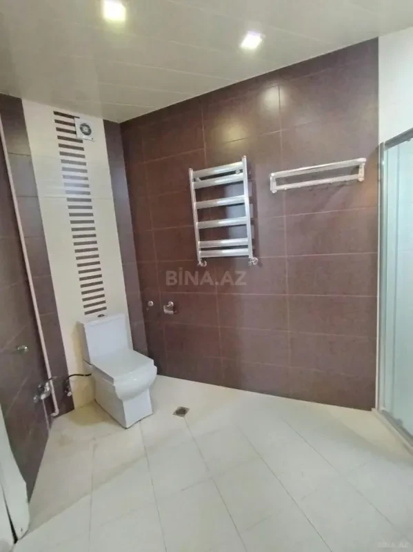 Kirayə verilir 3 otaqlı mənzil 190 m²