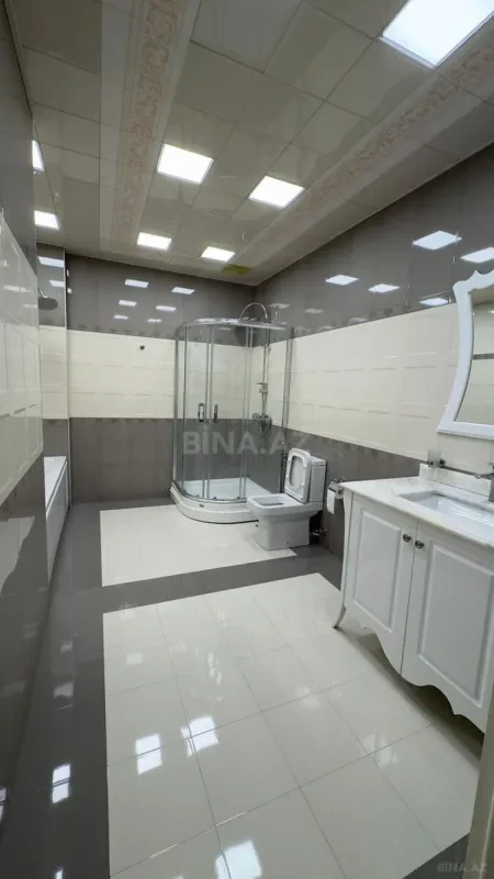 Kirayə verilir 5 otaqlı mənzil 300 m²