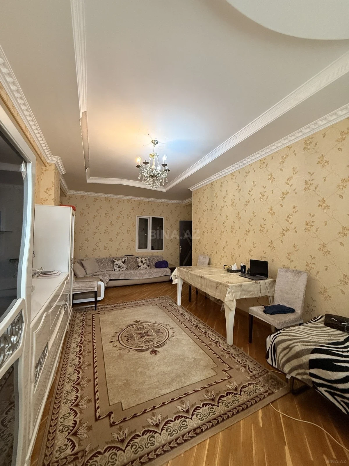 Satılır 3 otaqlı mənzil 100 m²