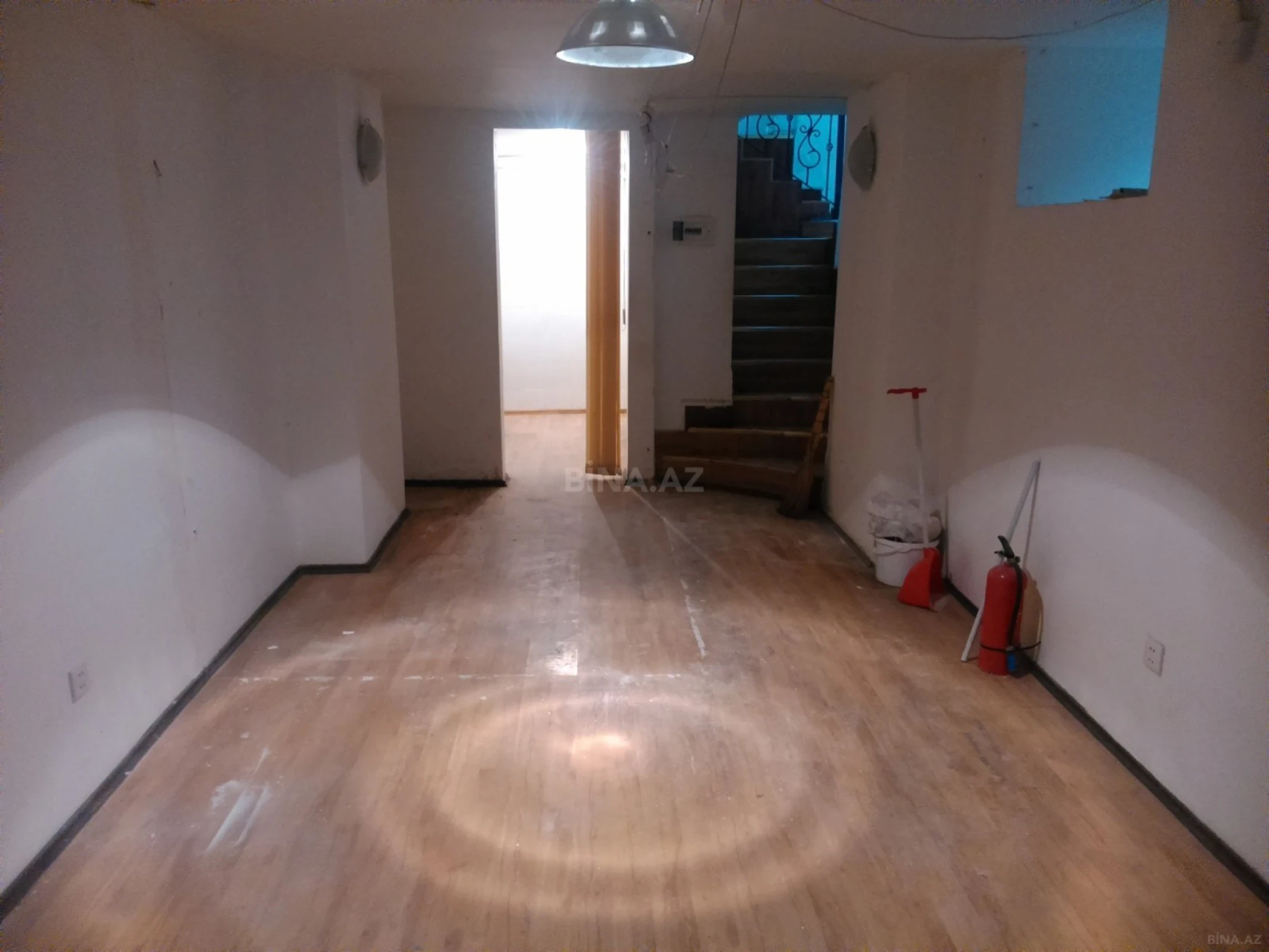 Kirayə verilir obyekt 70 m²