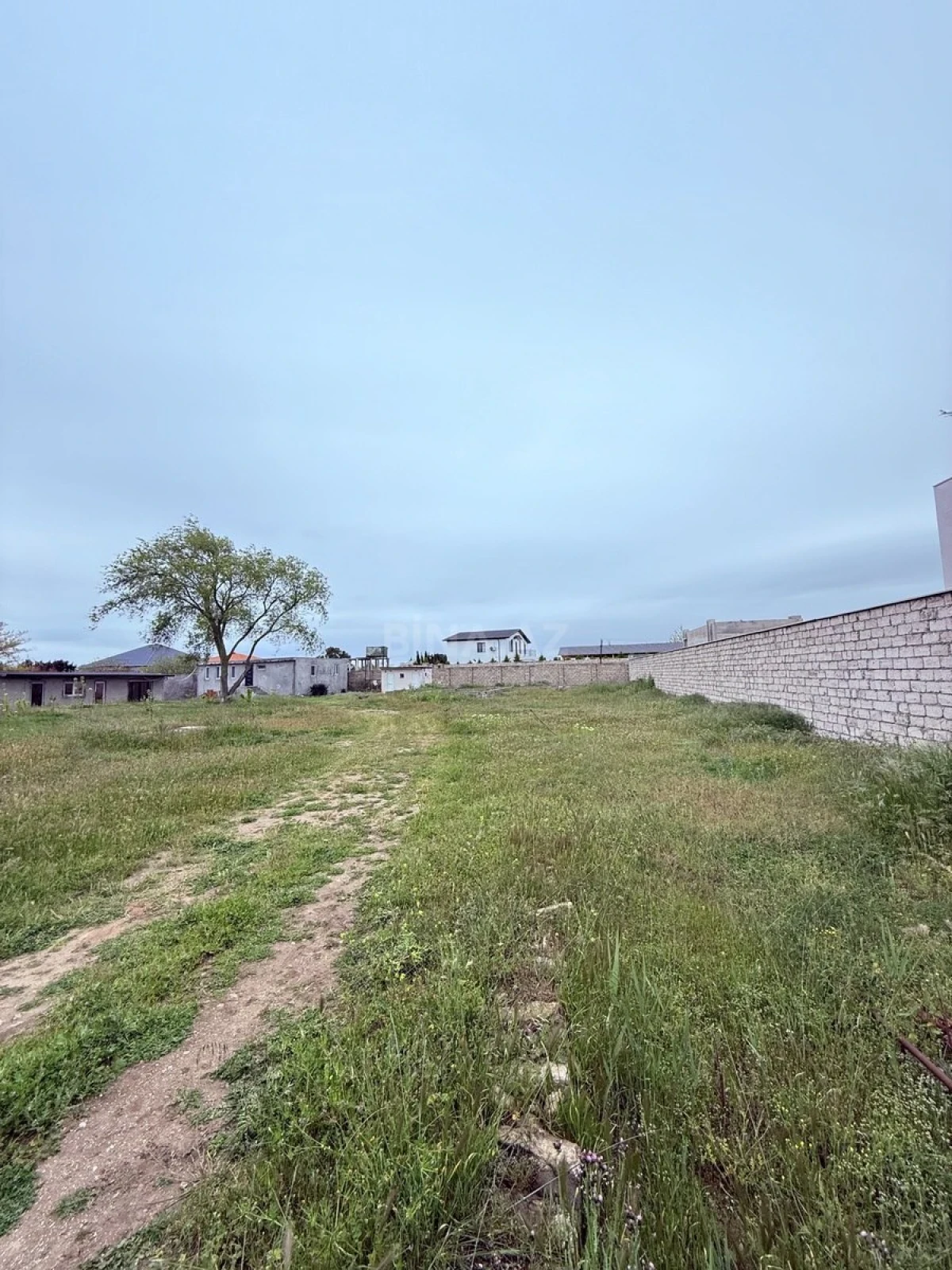 Satılır torpaq sahəsi 12 m²