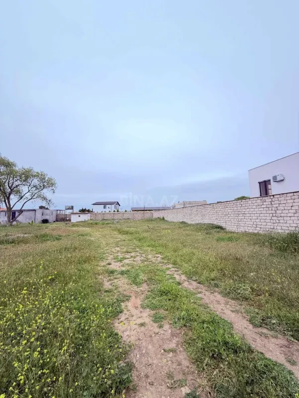 Satılır torpaq sahəsi 12 m²